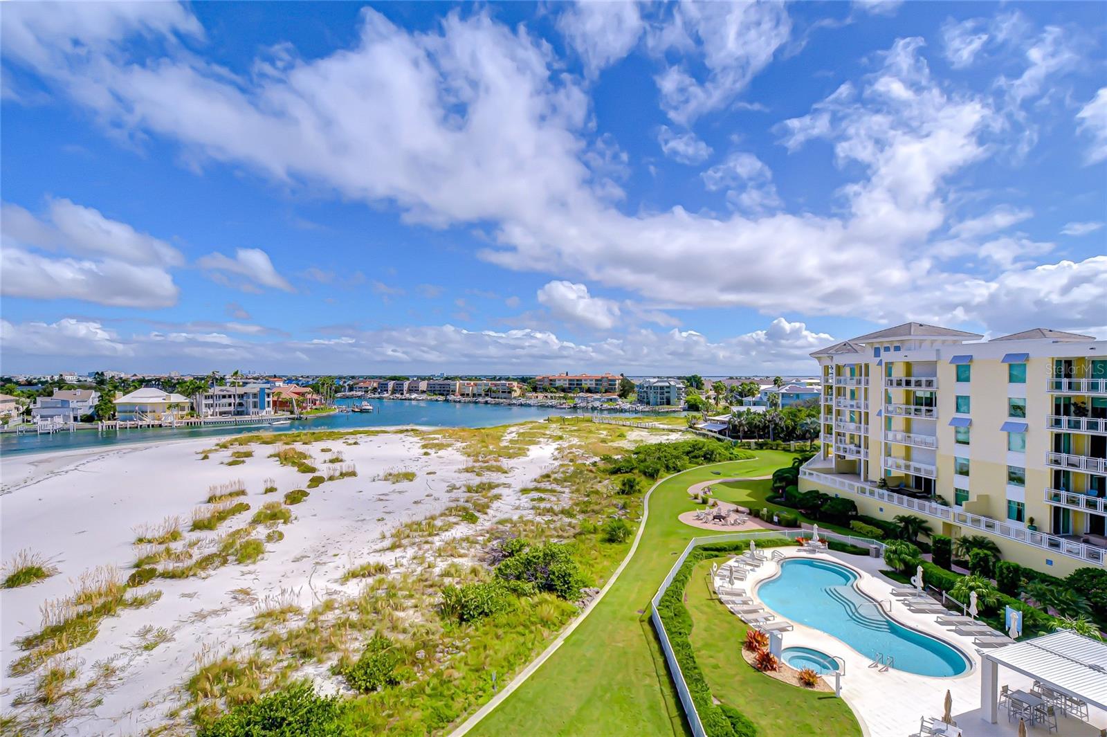 TB8434390 Property Photo