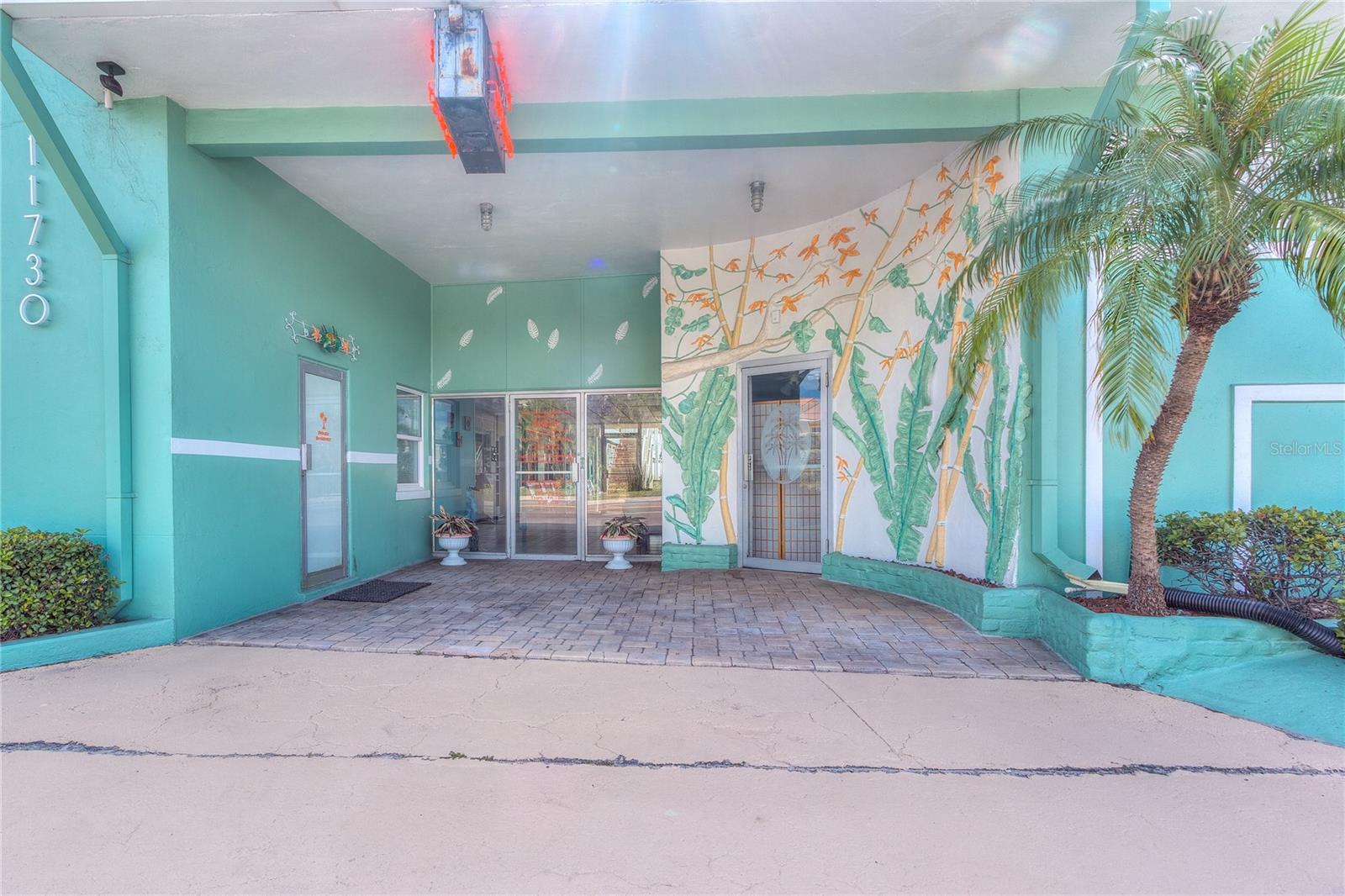 11730 GULF BLVD #4, TREASURE ISLAND, FL, 33706