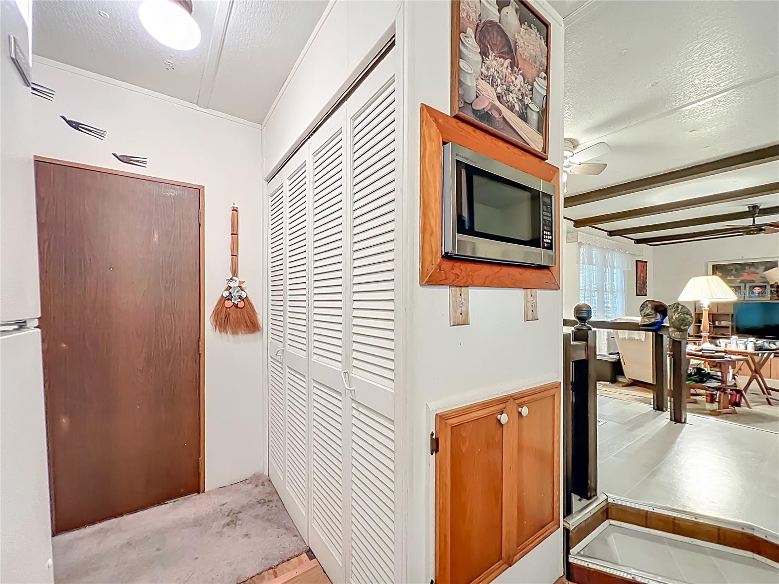 OM710821 Property Photo