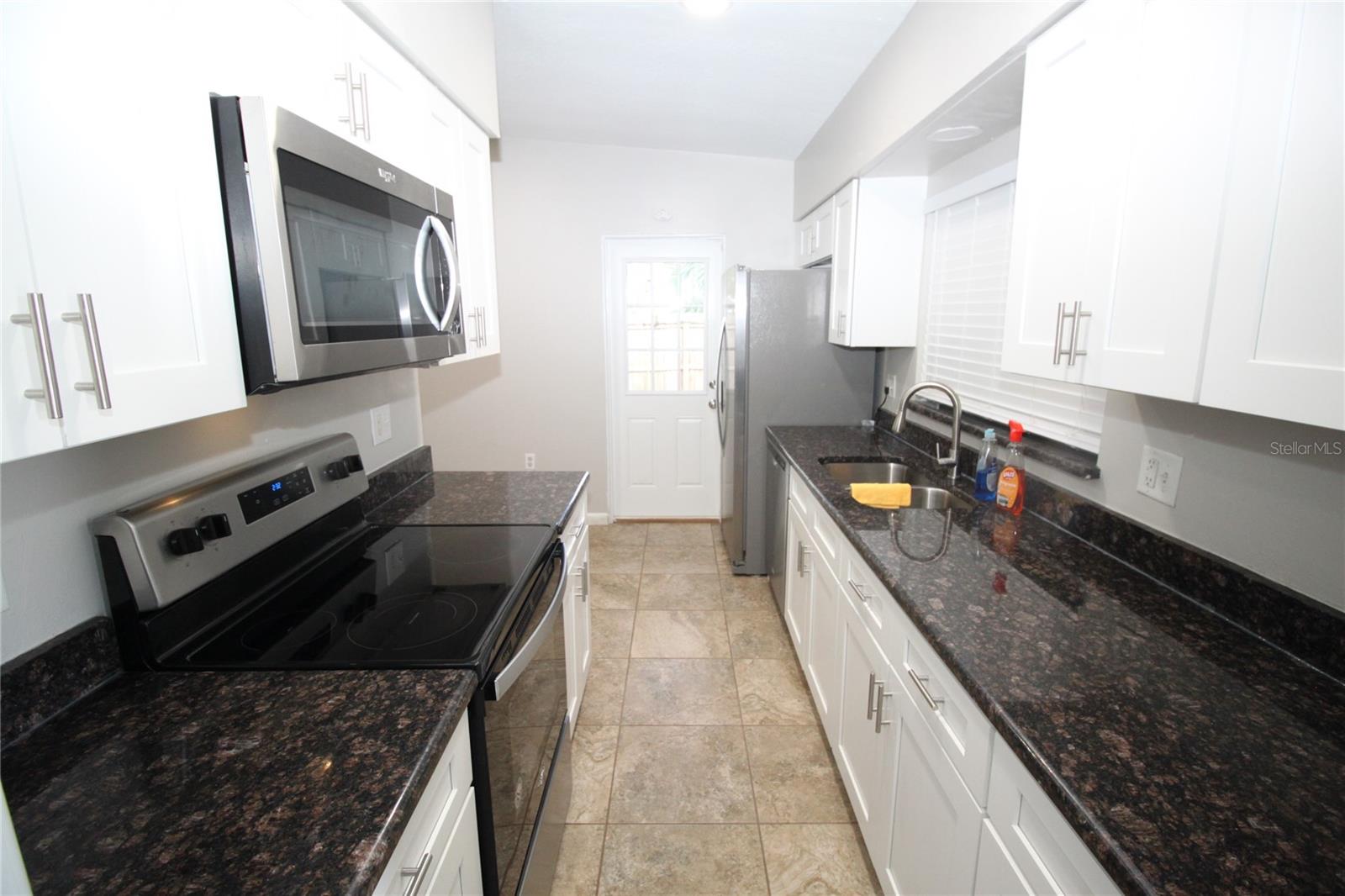 115 N LAKEWOOD CIR, MAITLAND, FL, 32751