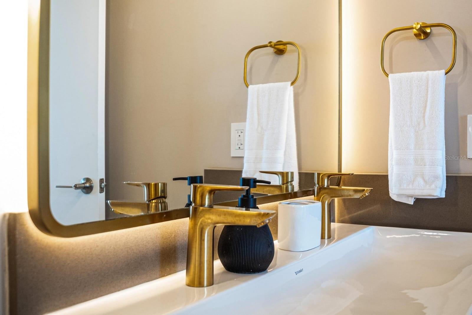 159 NE 6TH STREET CONDO, MIAMI, FL, 33132