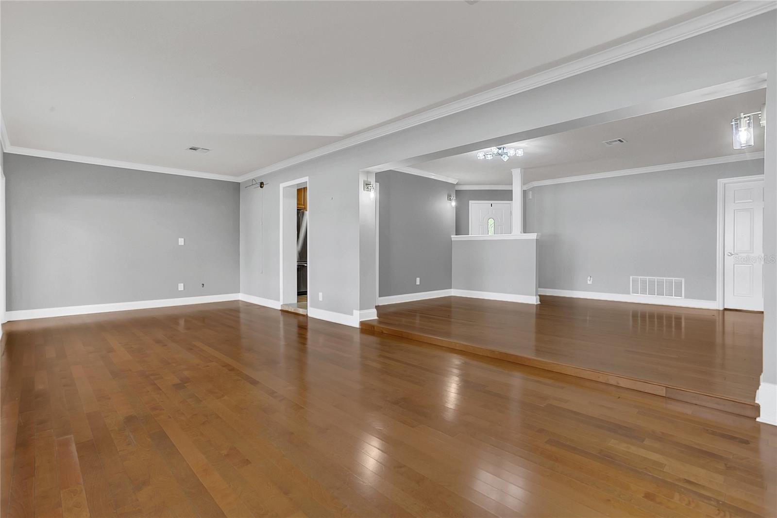 2913 CARMIA DR, ORLANDO, FL, 32806