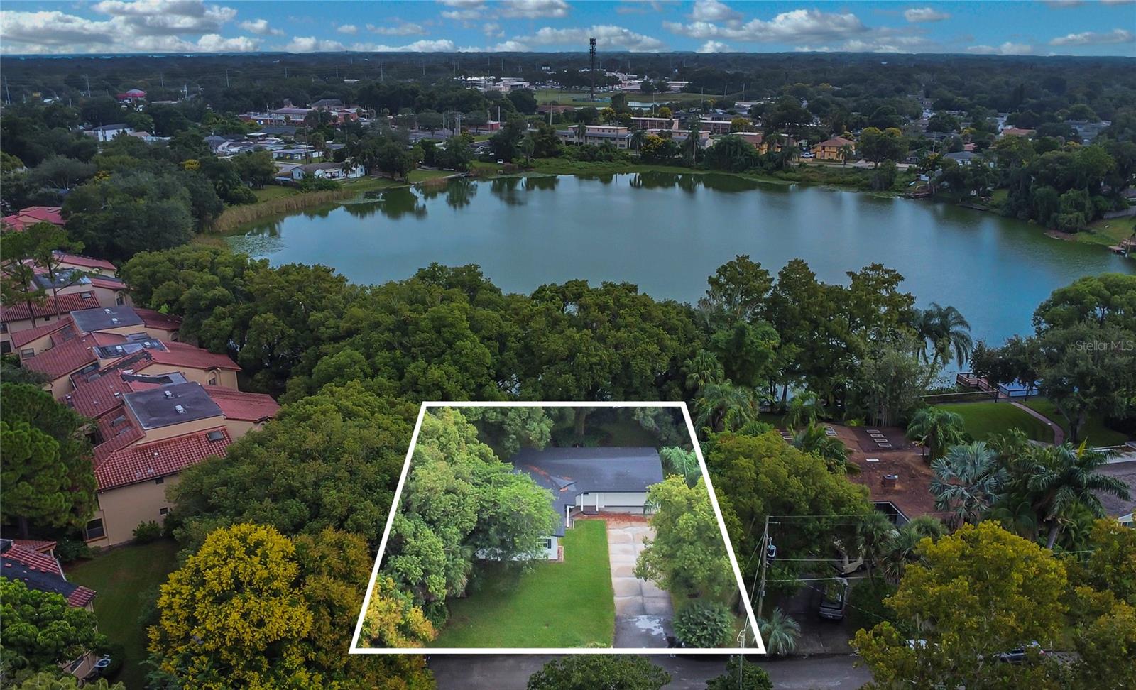 2913 CARMIA DR, ORLANDO, FL, 32806