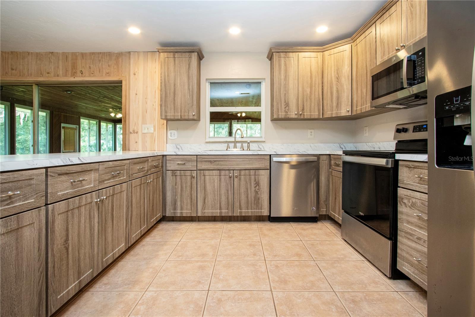 Lovely updated kitchen