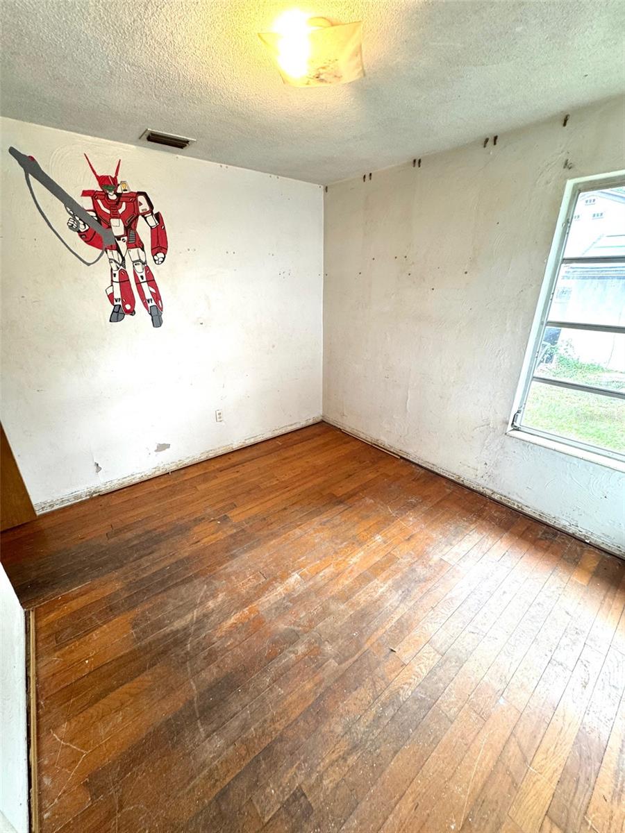 6948 9TH AVE N, ST PETERSBURG, FL, 33710