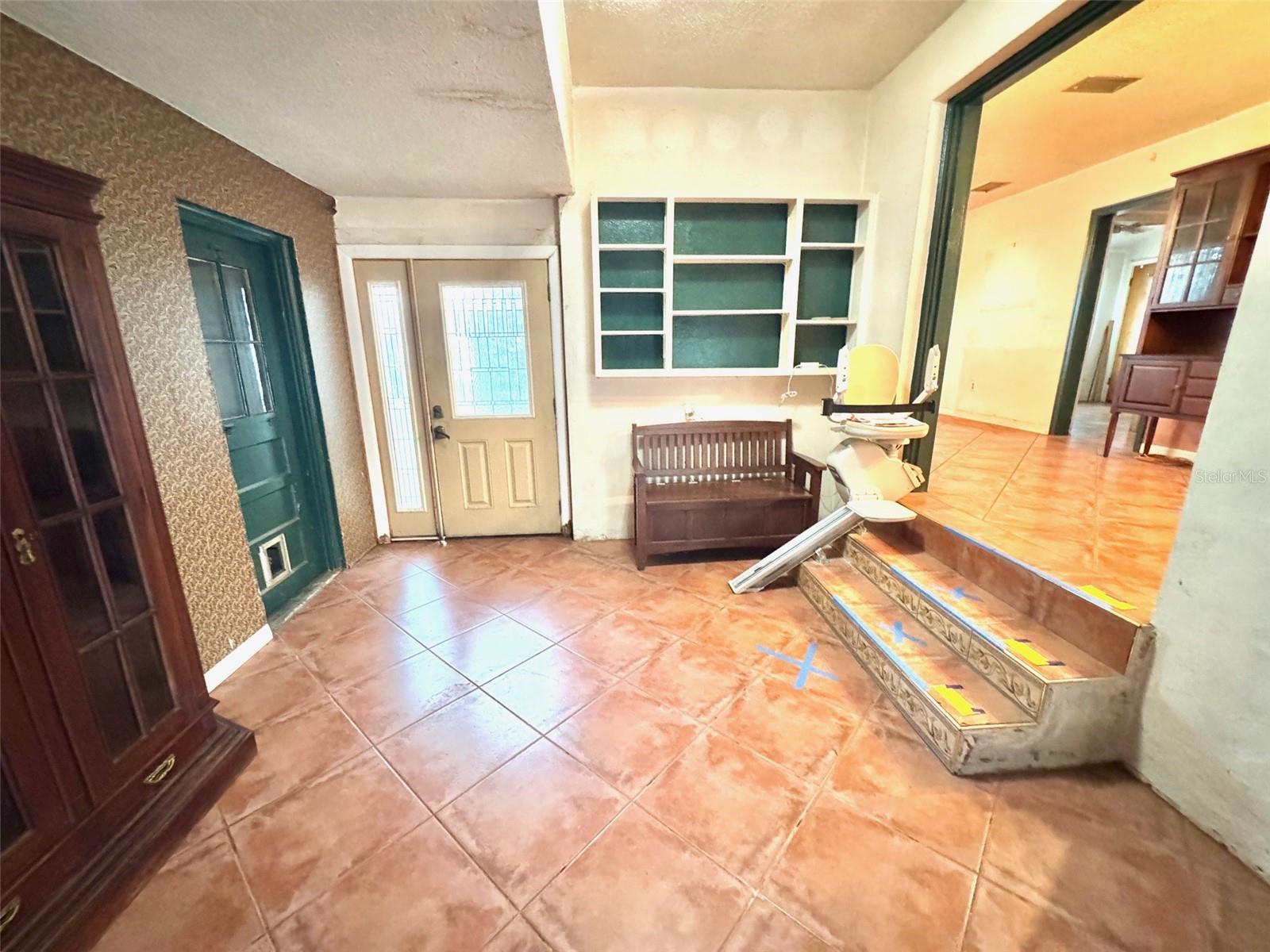 6948 9TH AVE N, ST PETERSBURG, FL, 33710