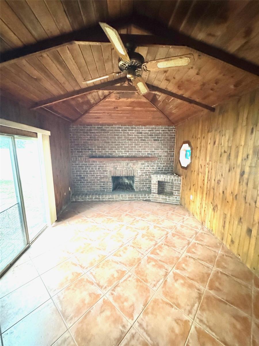 6948 9TH AVE N, ST PETERSBURG, FL, 33710