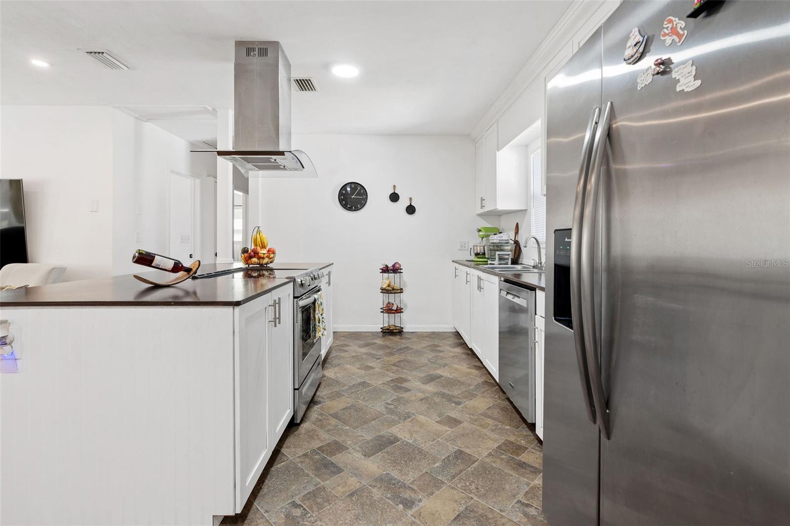 Kitchen/Dinning room