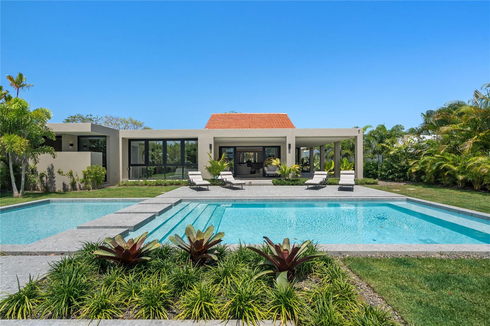 PR9116482 Property Photo