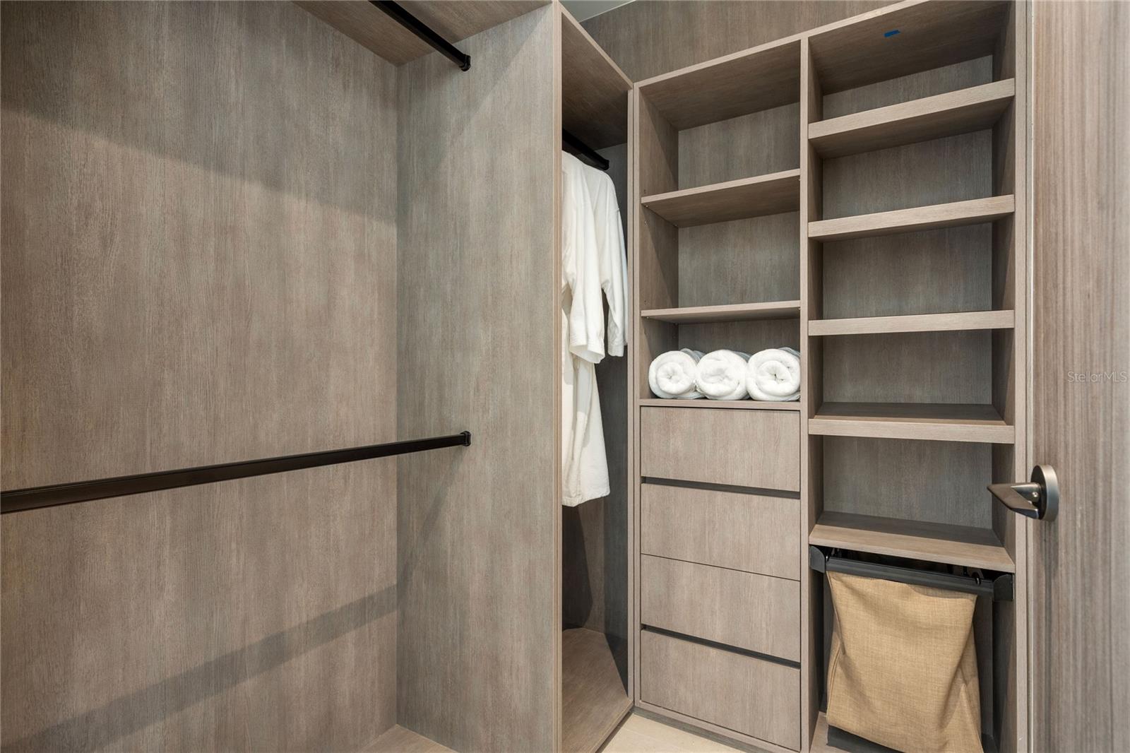 PR9116482 Property Photo