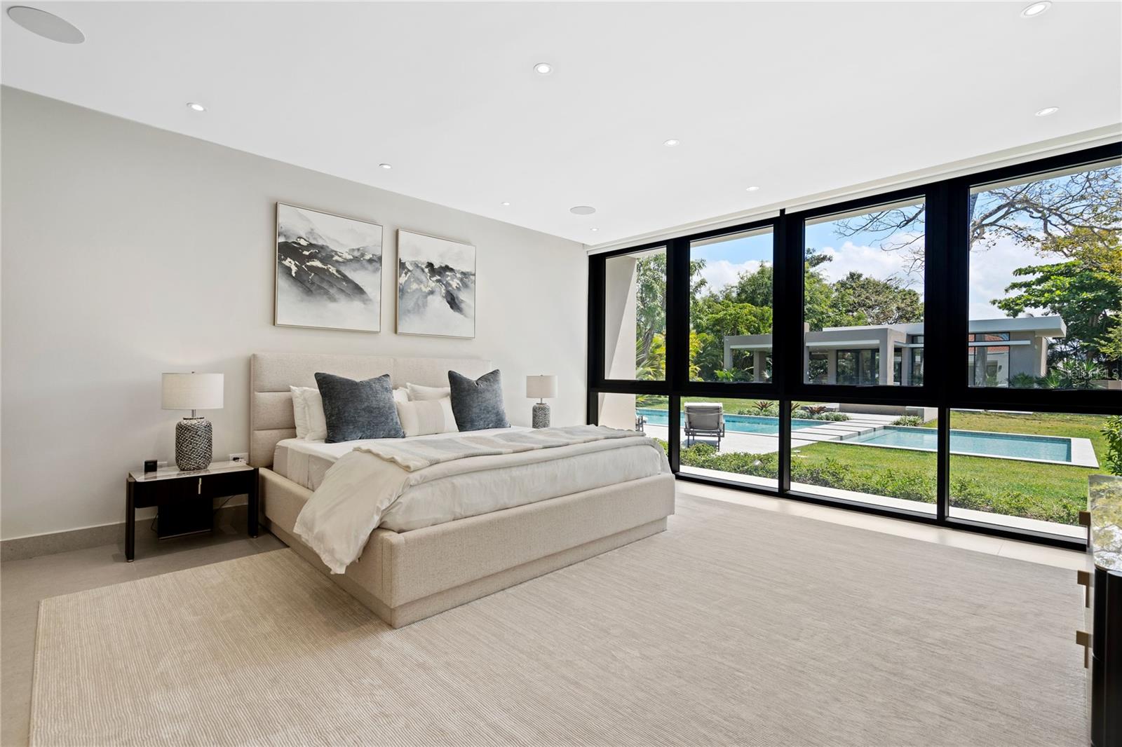 PR9116482 Property Photo