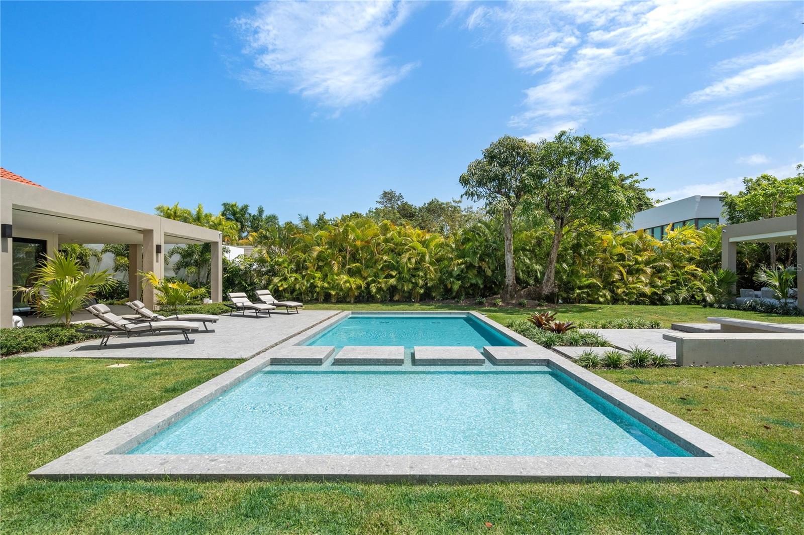 PR9116482 Property Photo