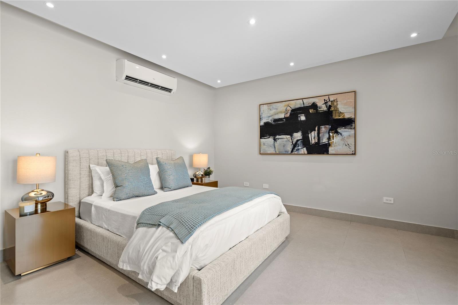 PR9116482 Property Photo