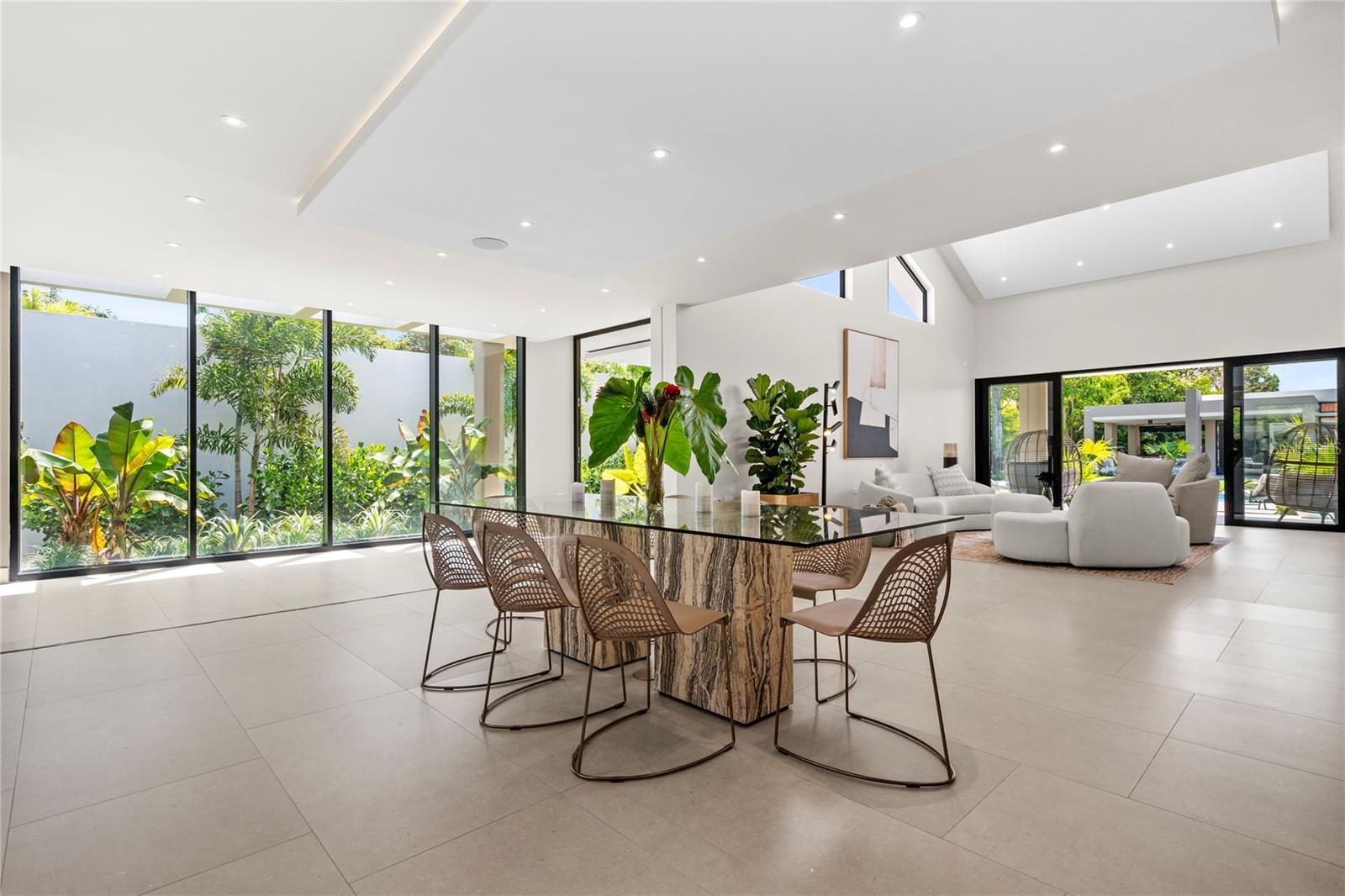 PR9116482 Property Photo