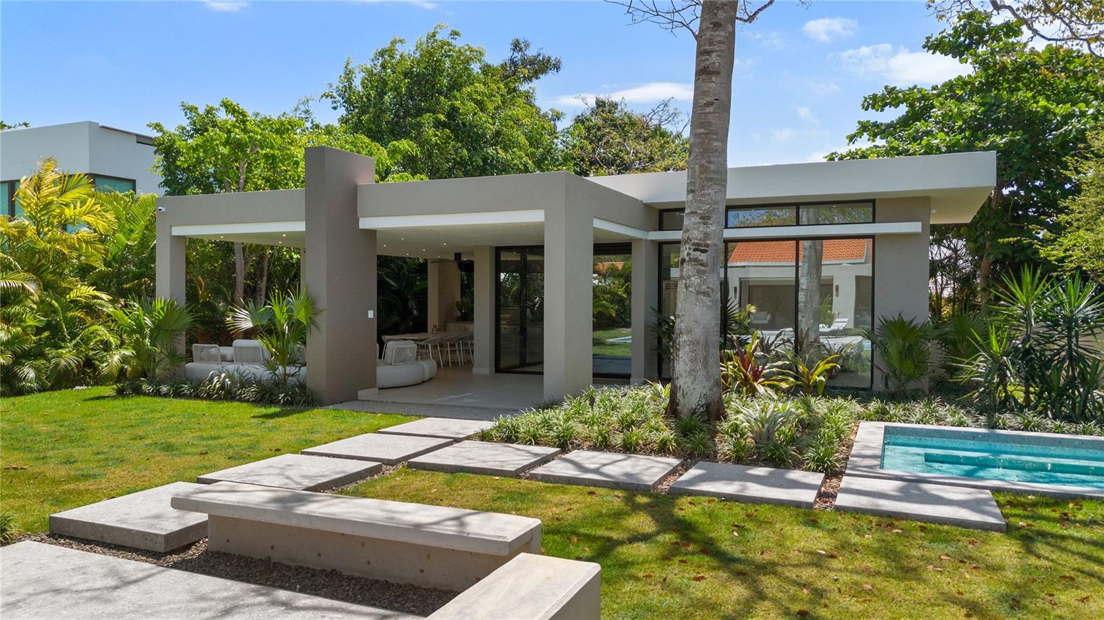 PR9116482 Property Photo