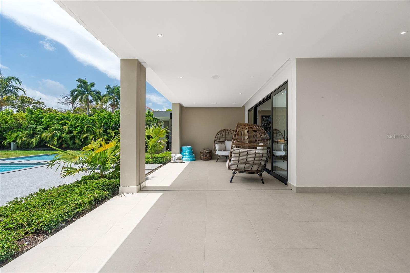 PR9116482 Property Photo