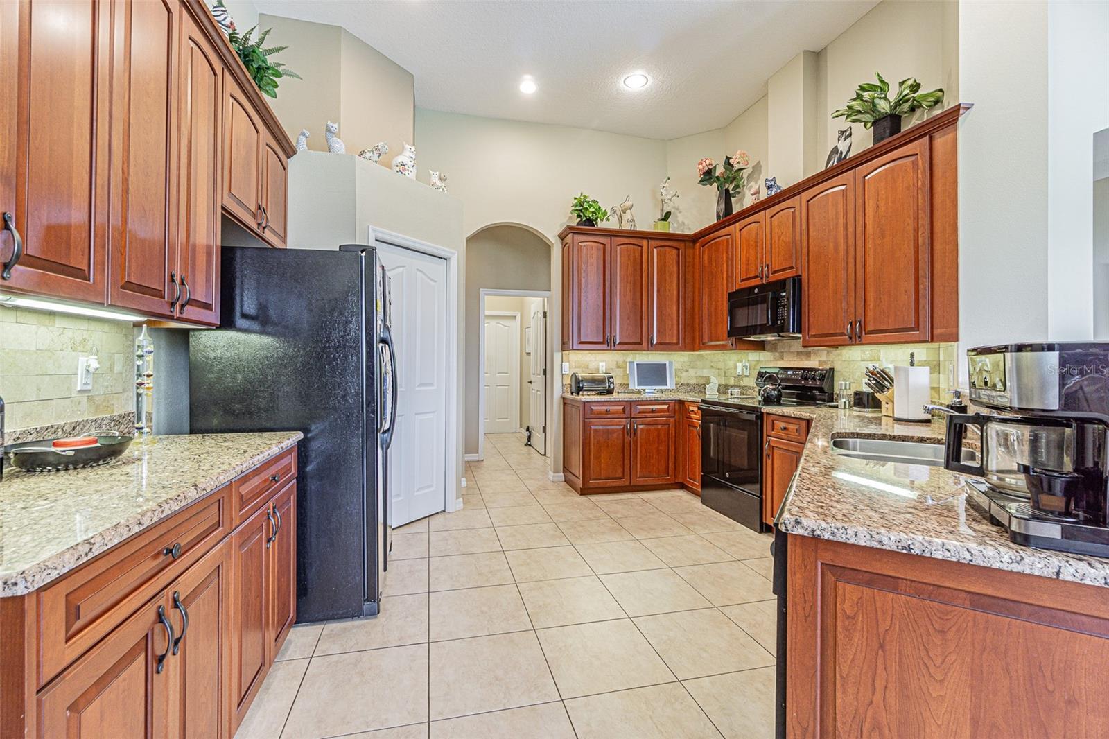 13217 THOROUGHBRED DR, DADE CITY, FL, 33525