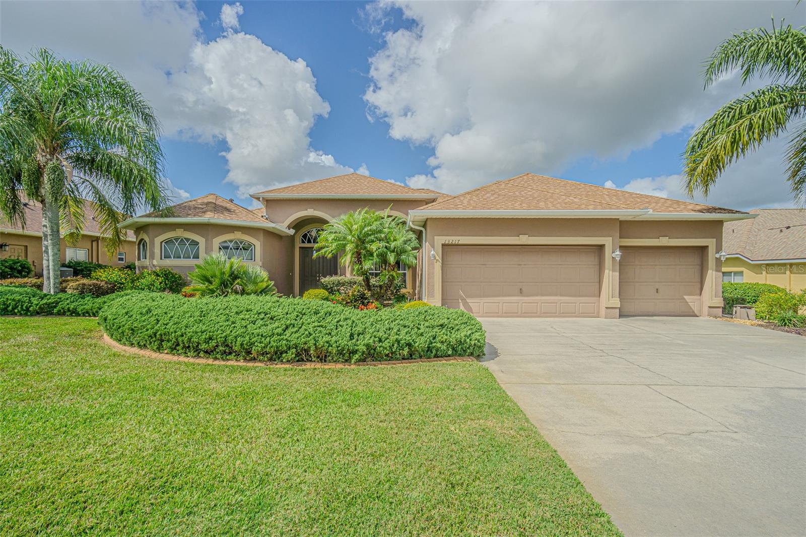 13217 THOROUGHBRED DR, DADE CITY, FL, 33525