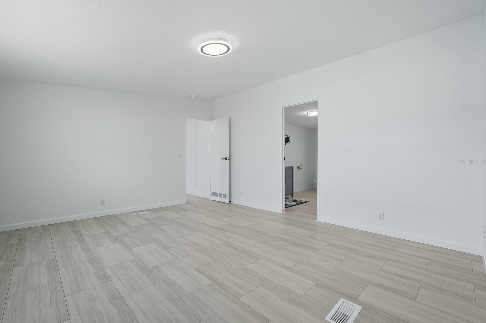 1137 YAUPON ST, DAYTONA BEACH, FL, 32117