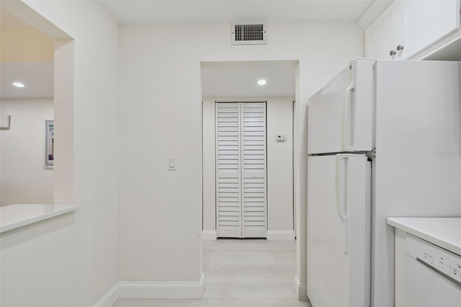 7625 SUN ISLAND DR S #305, SOUTH PASADENA, FL, 33707