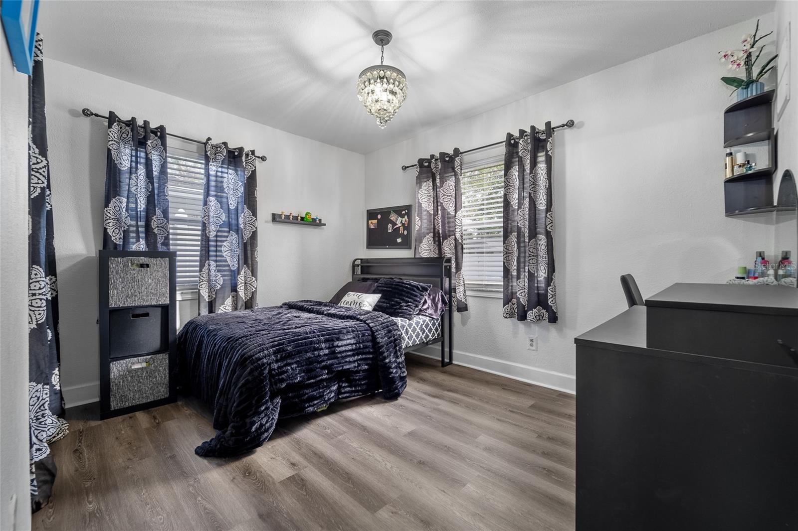 TB8434679 Property Photo