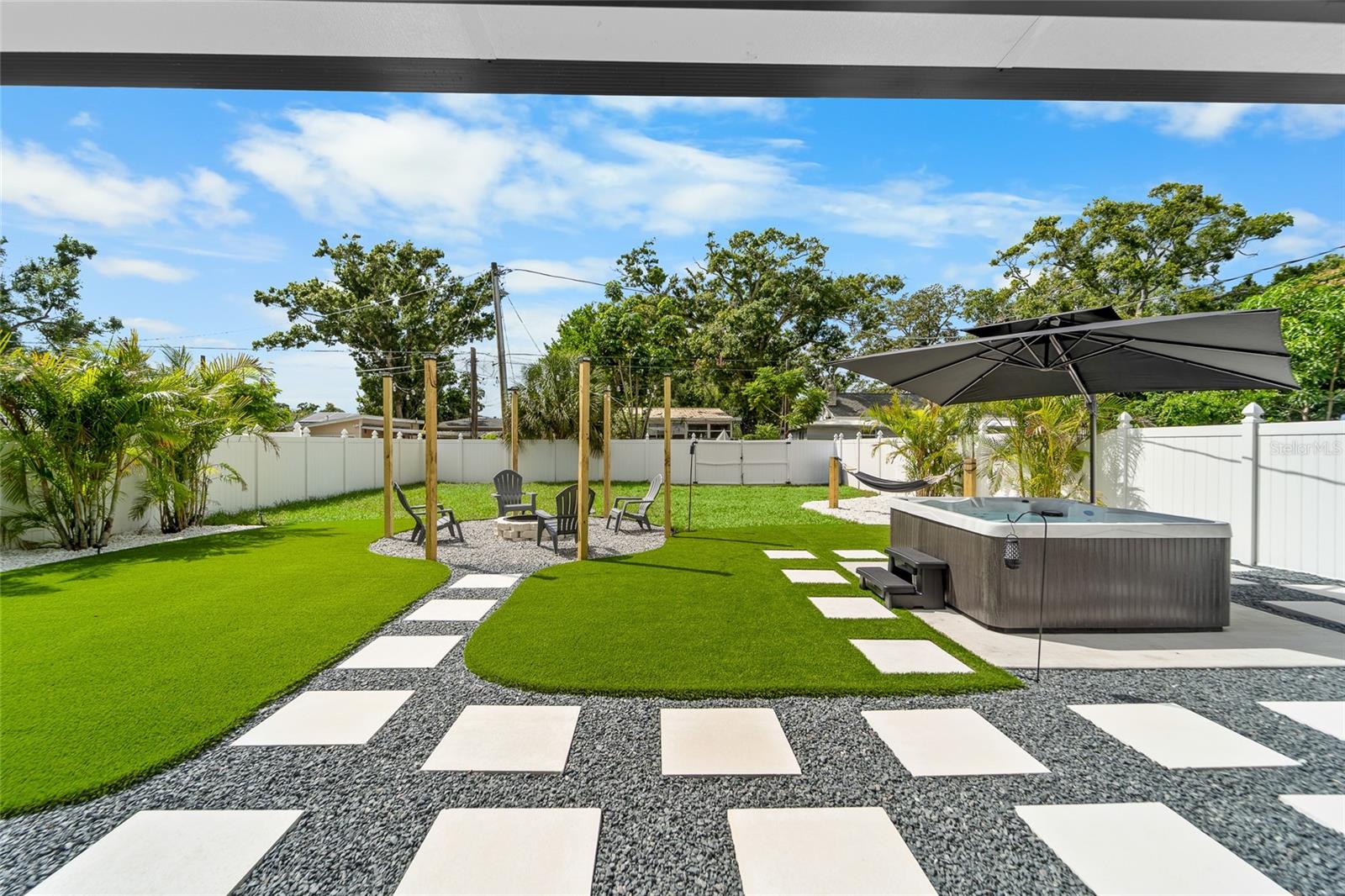 TB8434679 Property Photo