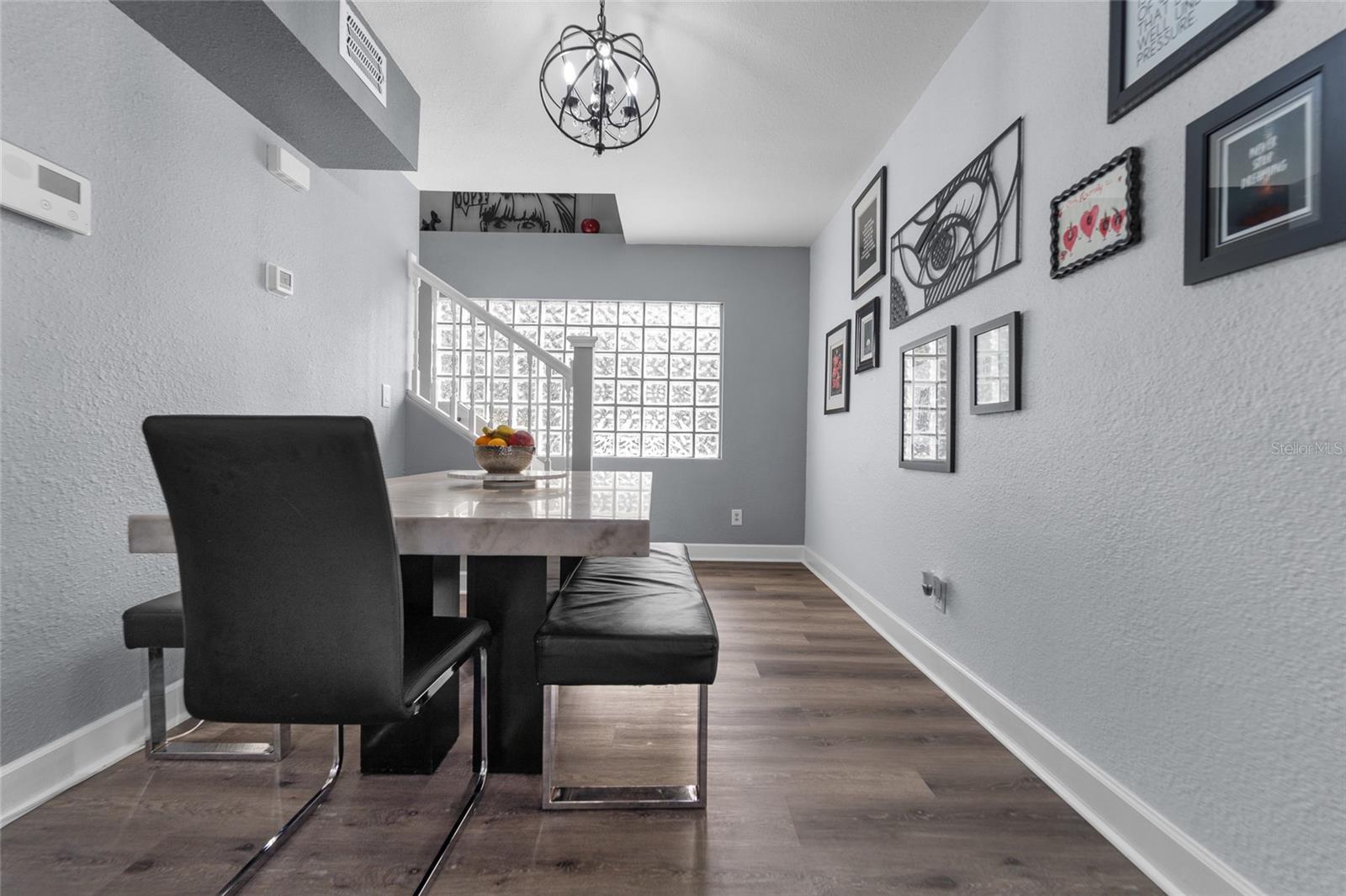 TB8434679 Property Photo