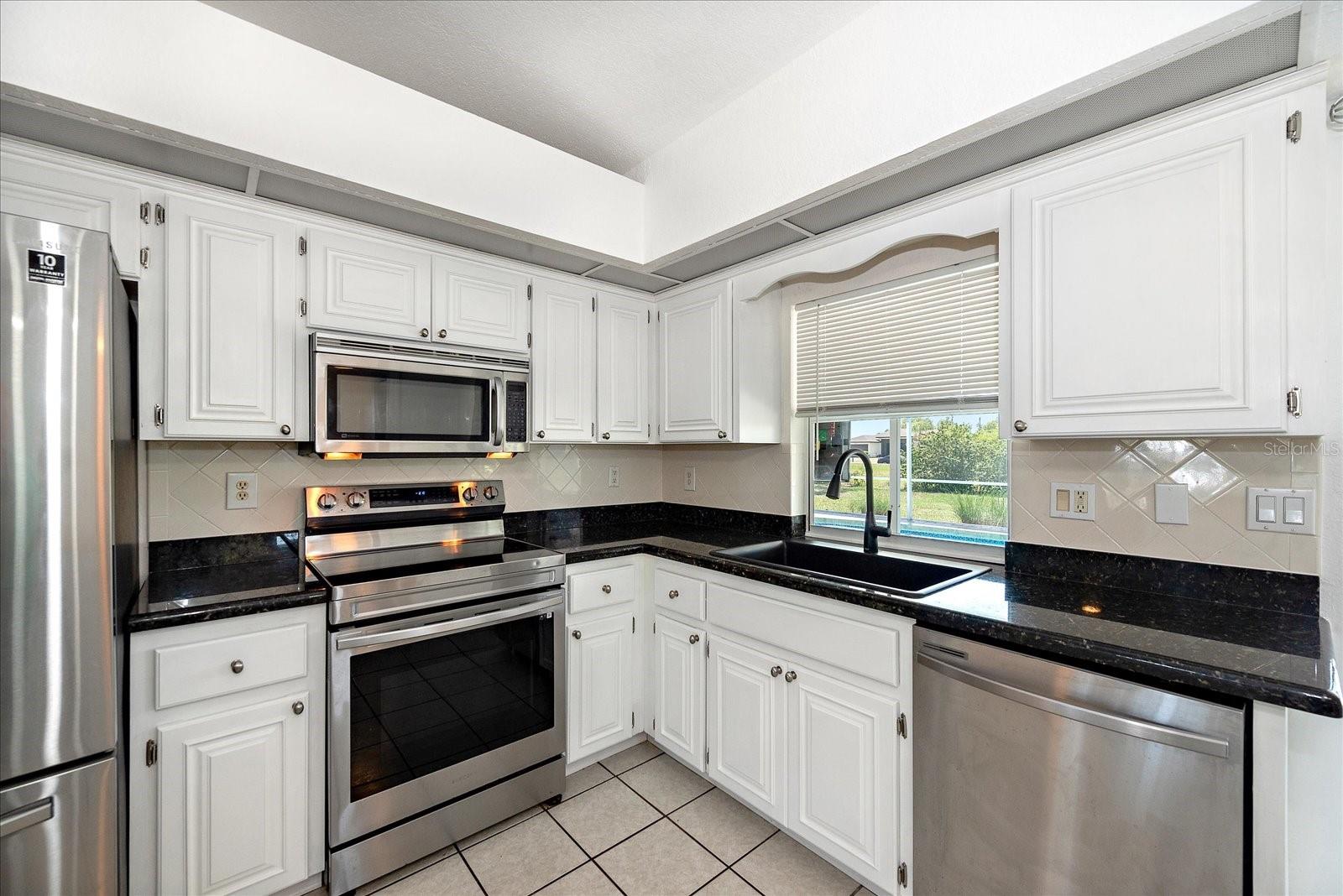 25449 DOREDO DR, PUNTA GORDA, FL, 33955