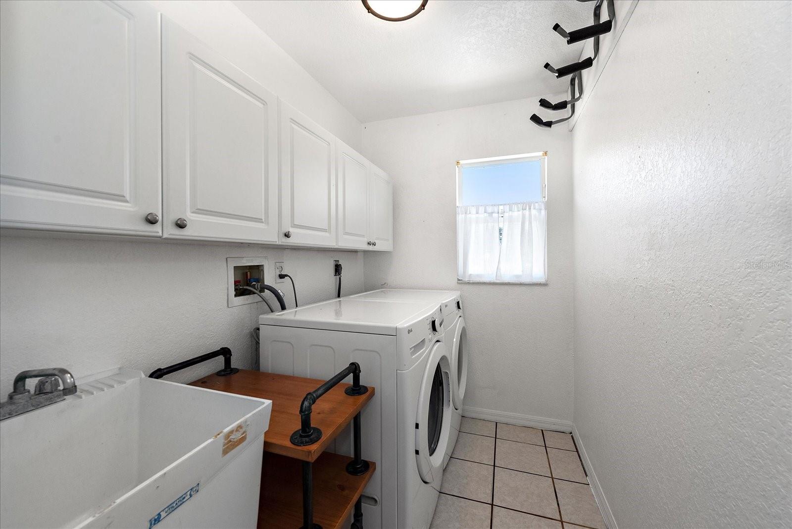 25449 DOREDO DR, PUNTA GORDA, FL, 33955