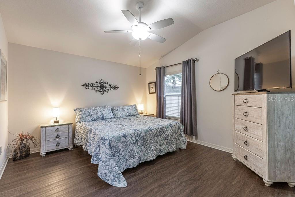 852 SAPPHIRE PL, THE VILLAGES, FL, 32163