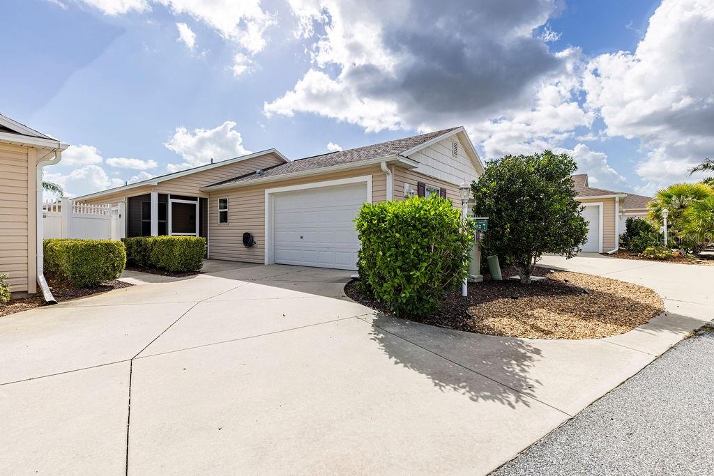 852 SAPPHIRE PL, THE VILLAGES, FL, 32163