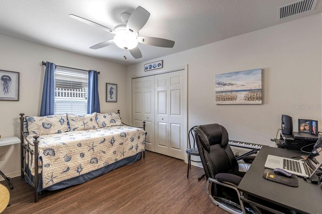 852 SAPPHIRE PL, THE VILLAGES, FL, 32163