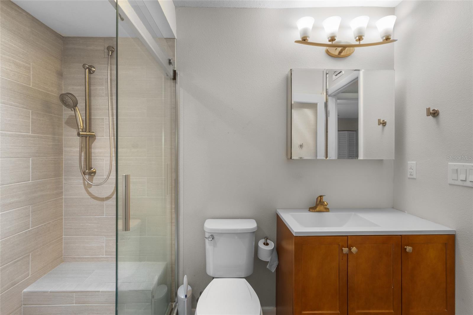 1526 PELICAN POINT DR #146, SARASOTA, FL, 34231