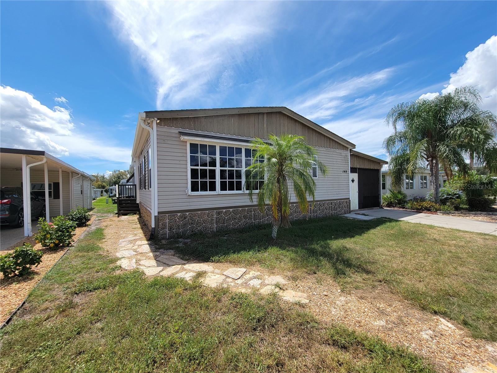 O6349895 Property Photo