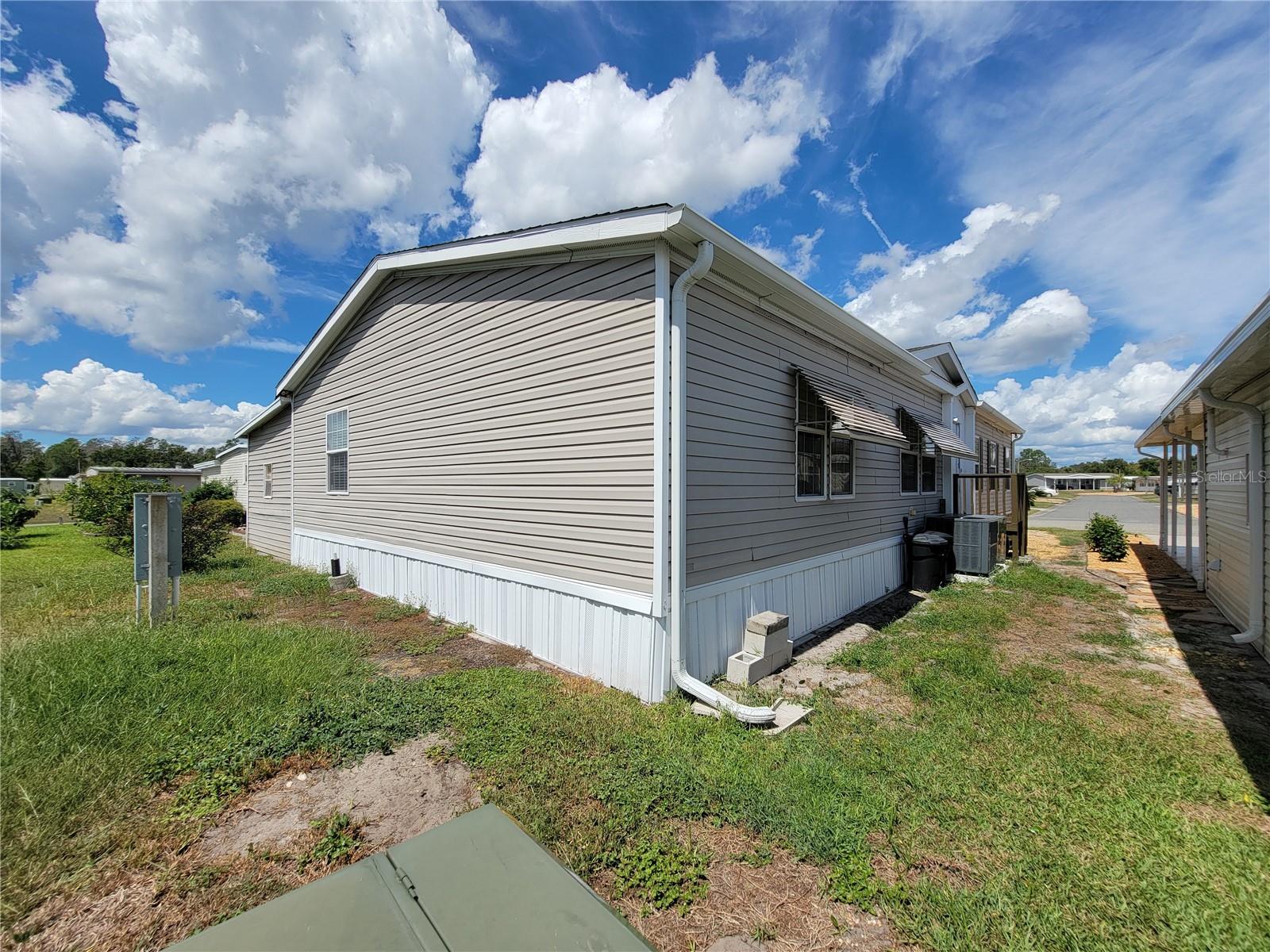 O6349895 Property Photo