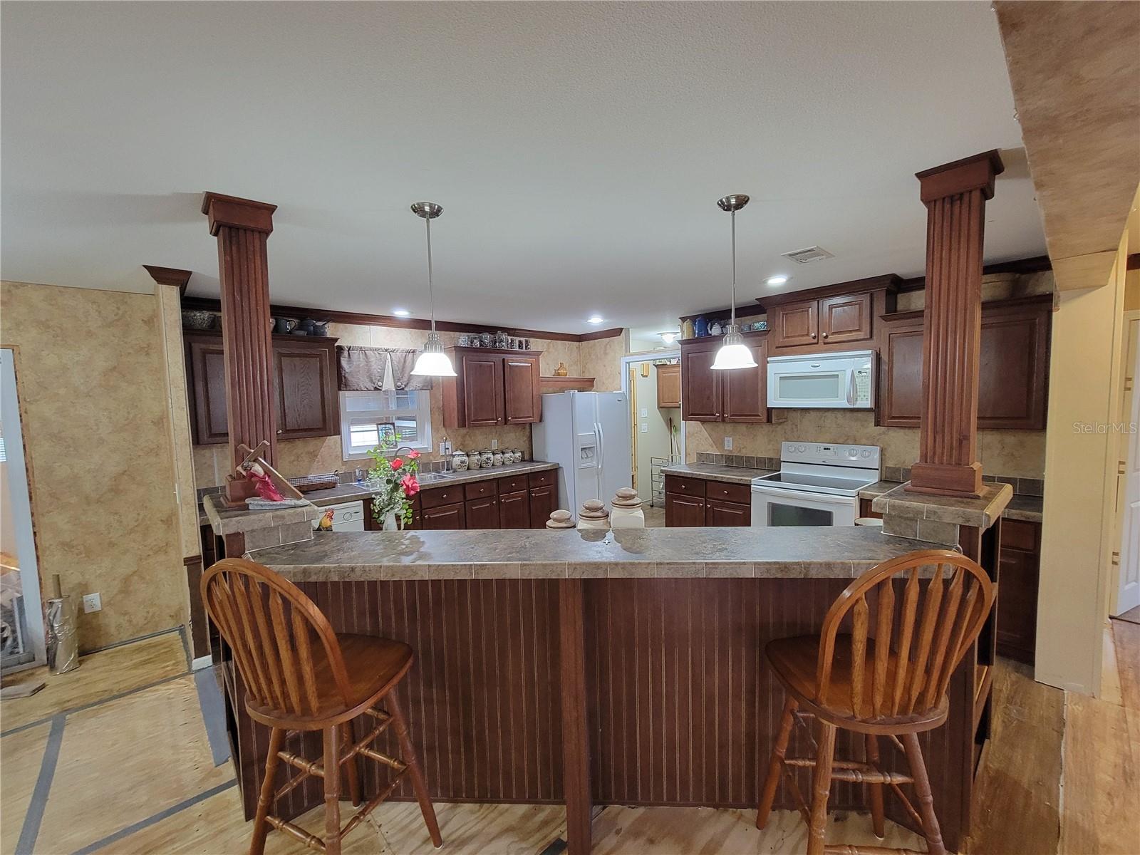 O6349895 Property Photo