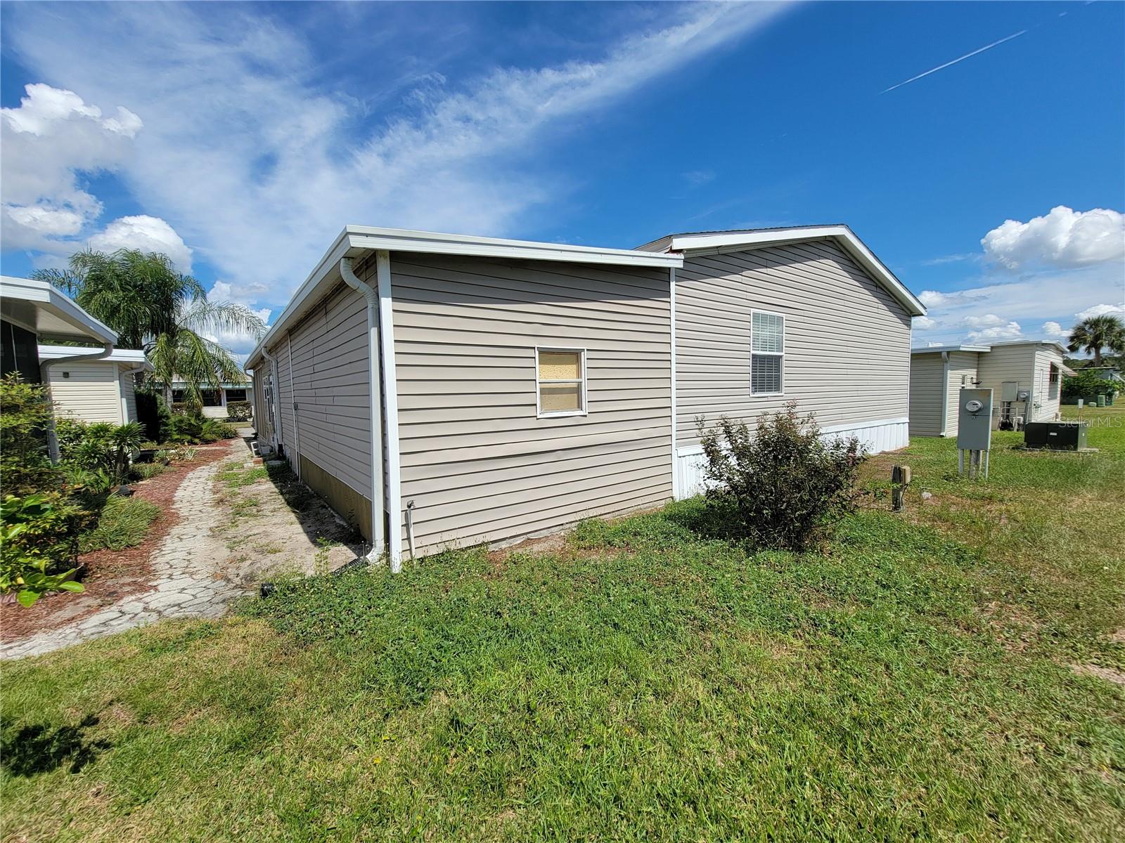 O6349895 Property Photo