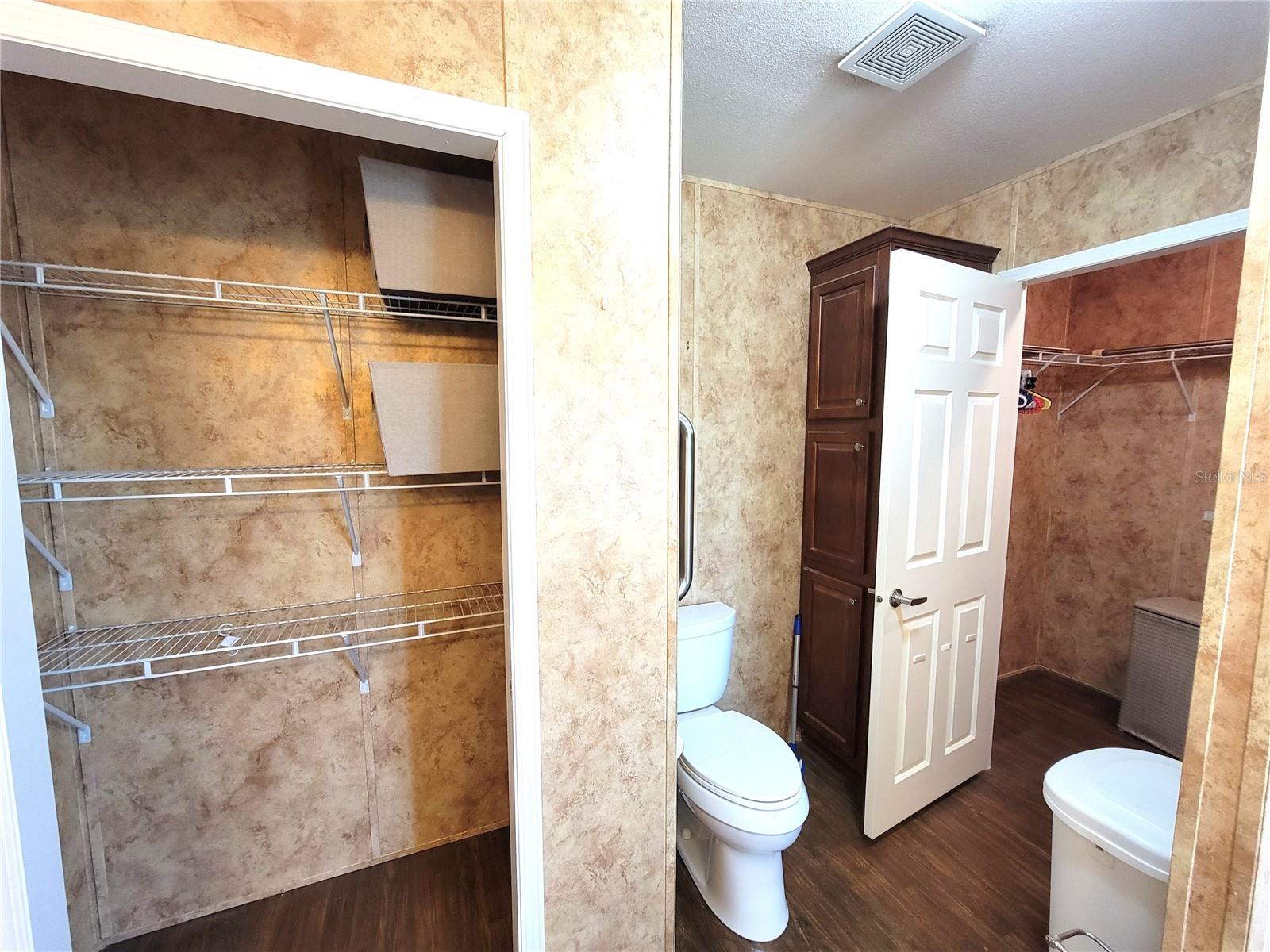 O6349895 Property Photo