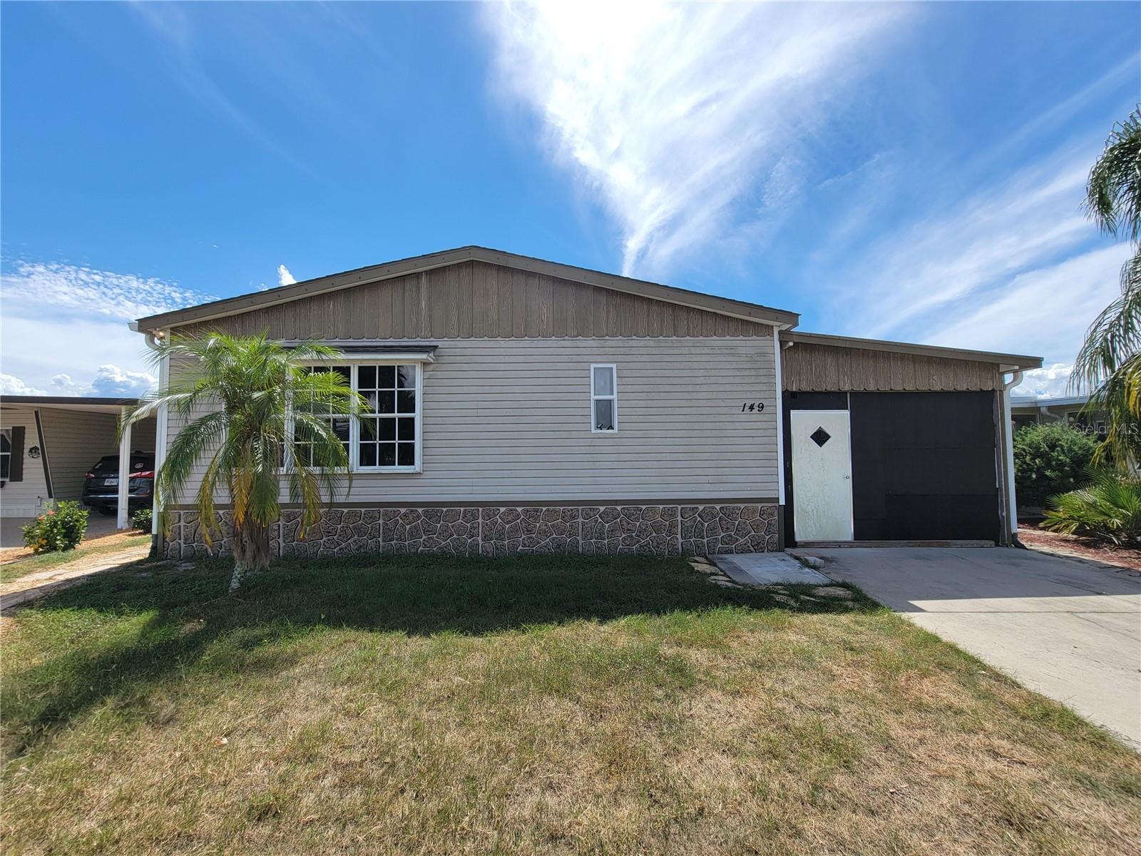 O6349895 Property Photo