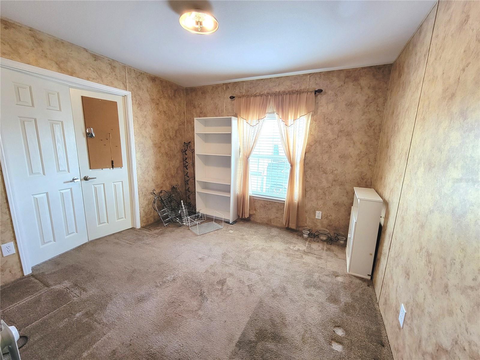 O6349895 Property Photo