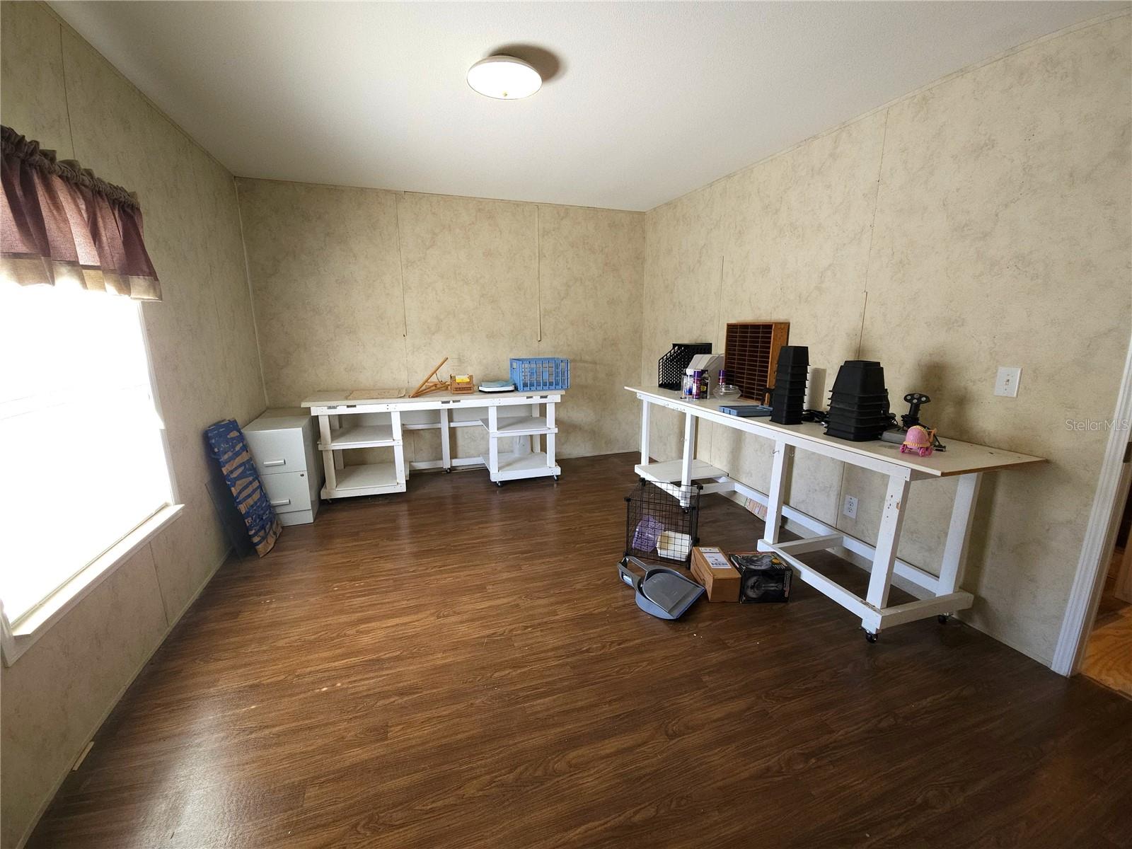 O6349895 Property Photo