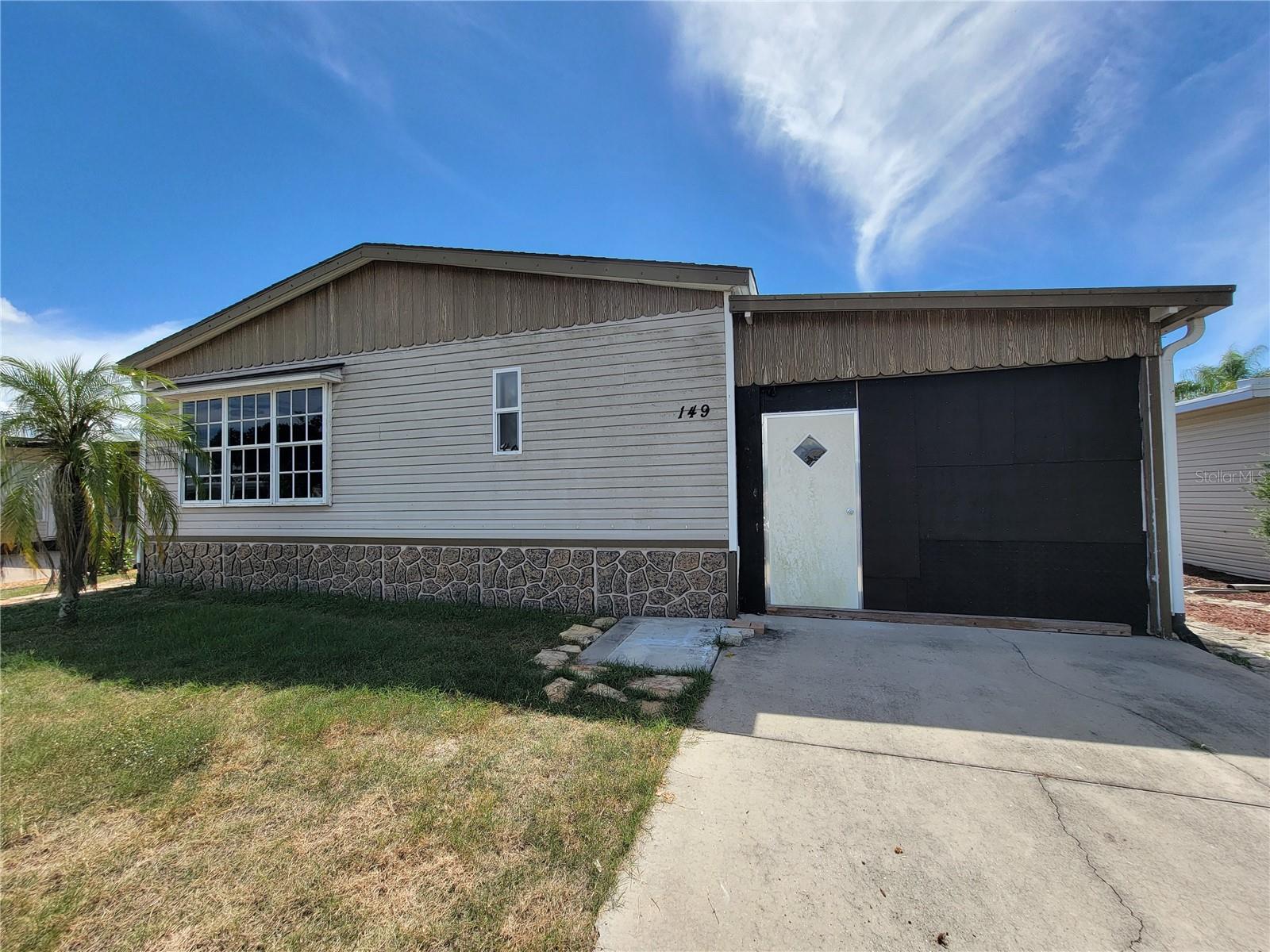 O6349895 Property Photo