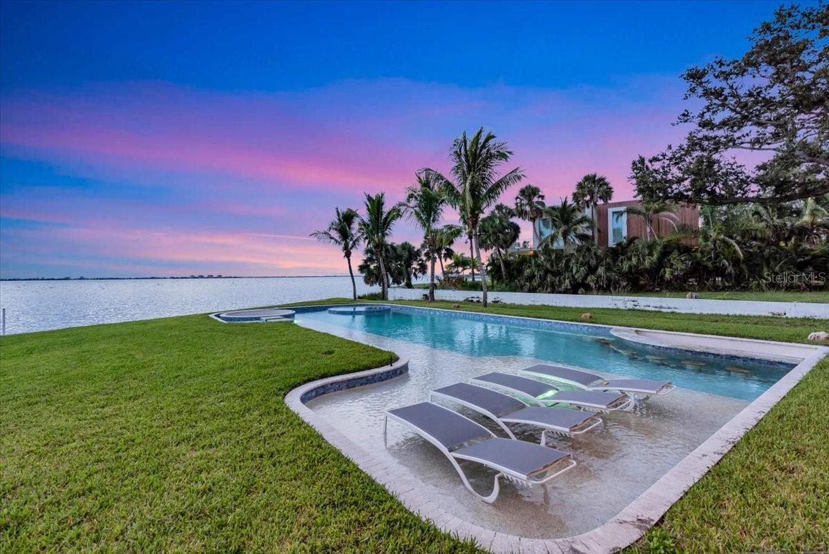 A4667415 Property Photo