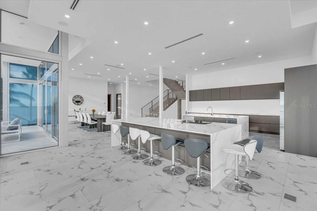 A4667415 Property Photo