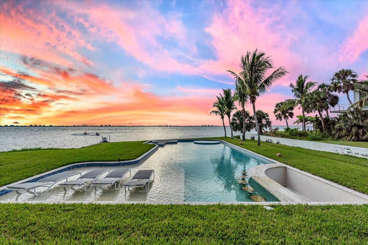 A4667415 Property Photo