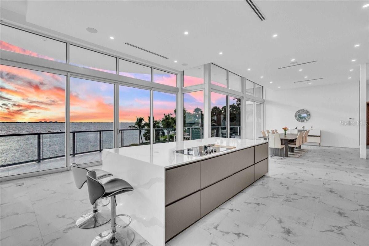 A4667415 Property Photo