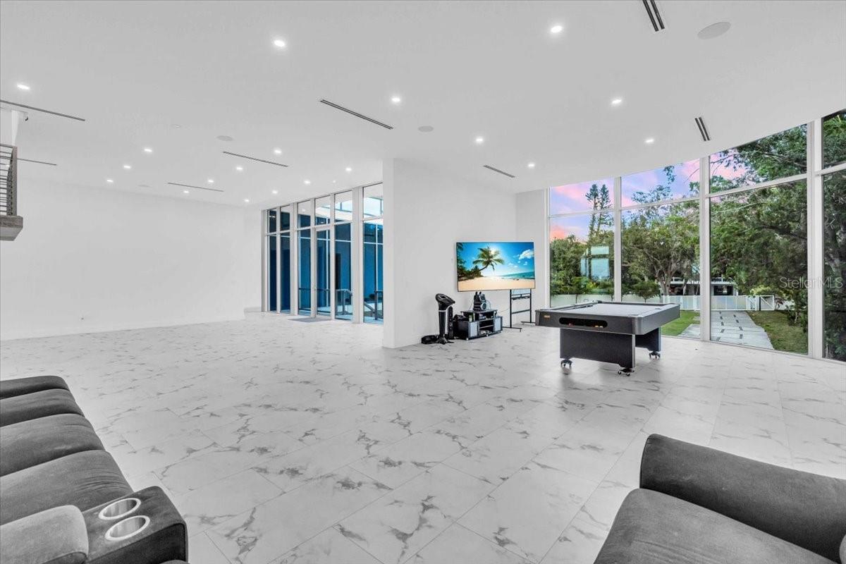 A4667415 Property Photo