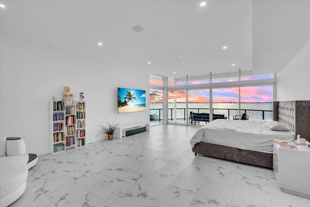 A4667415 Property Photo