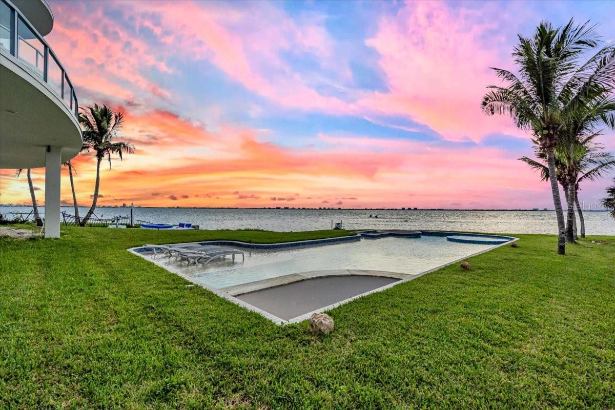 A4667415 Property Photo