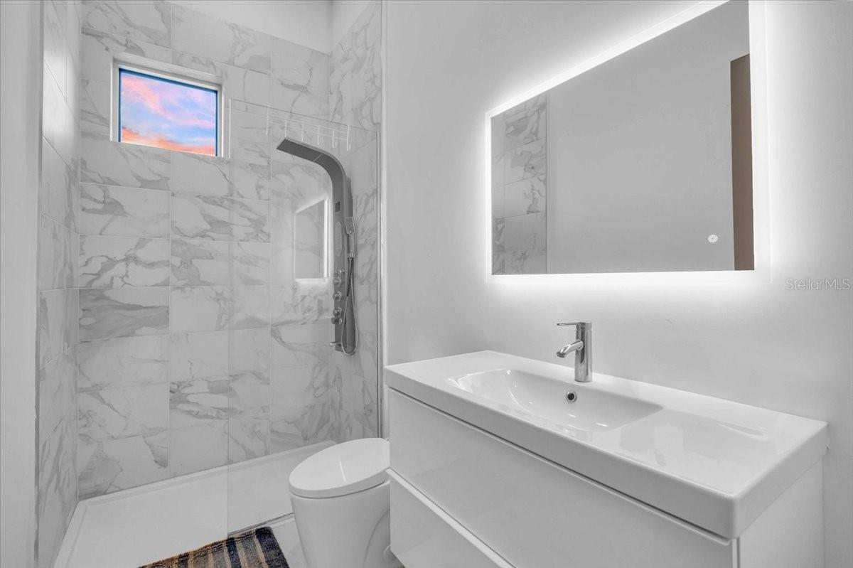 A4667415 Property Photo